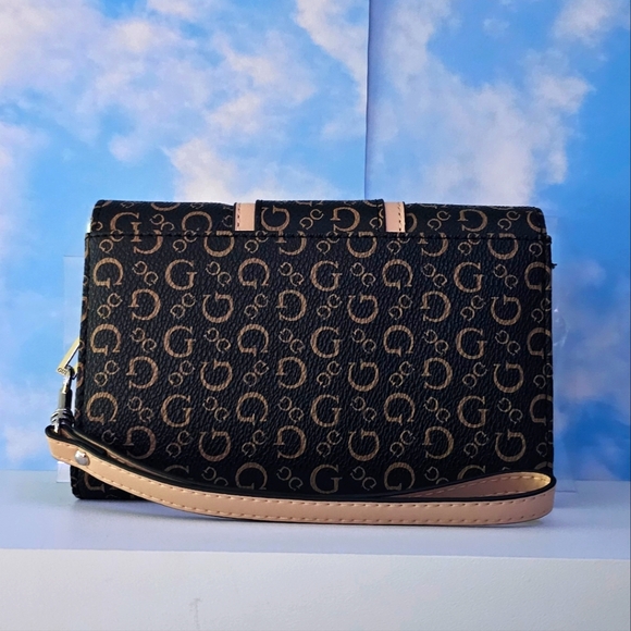 Guess Wallet- Black and Tan - Picture 2 of 2